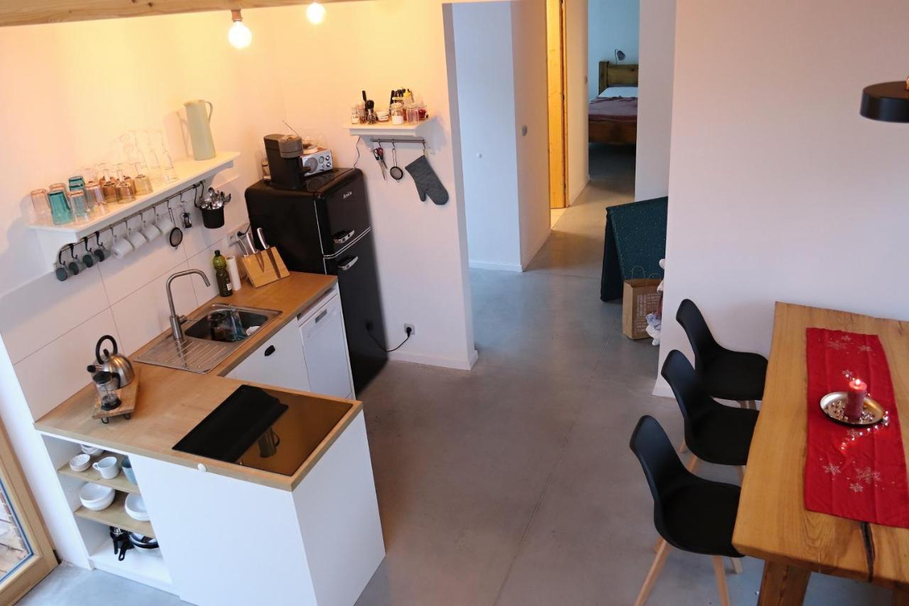 Pod Beskydem, * Velke Karlovice